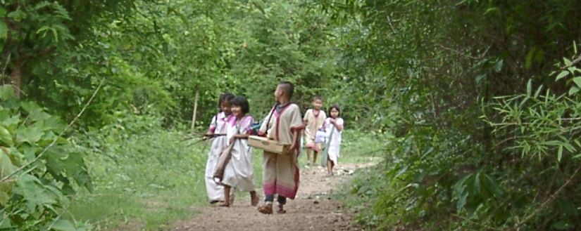 Karen School kids at Ong Hlu Villa<SCRIPT LANGUAGE=